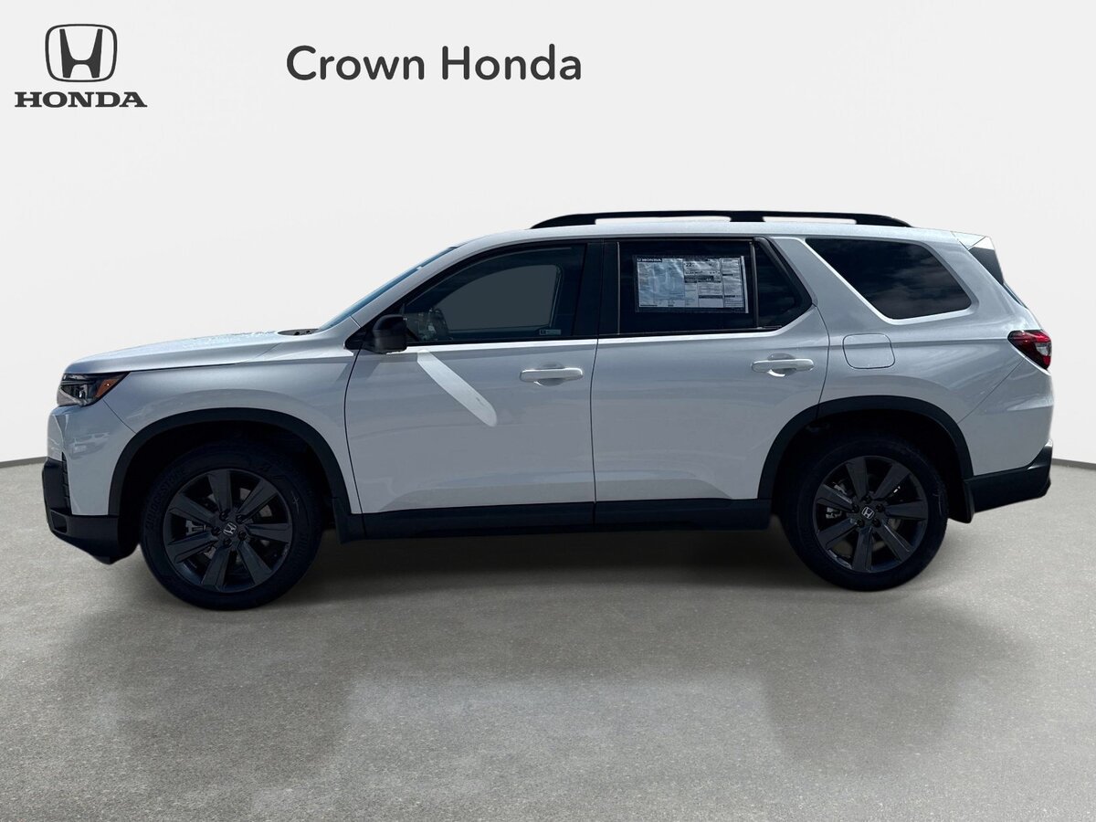 New 2026 Honda Pilot Sport image 8