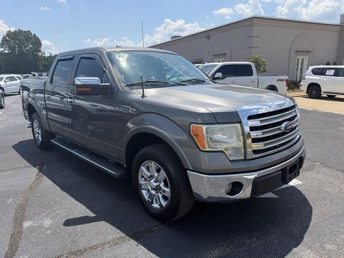 Used 2013 Ford F150 Lariat w/ Lariat Chrome Pkg RWD image 3