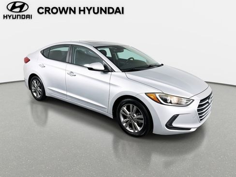 Used 2017 Hyundai Elantra Value Edition image 4