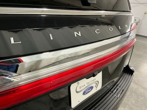 Used 2019 Lincoln Navigator Reserve w/ Cargo Package image 5