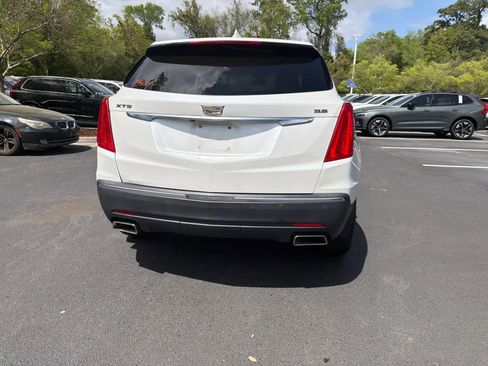 Used 2018 Cadillac XT5 Luxury w/ Driver Awareness Package image 13