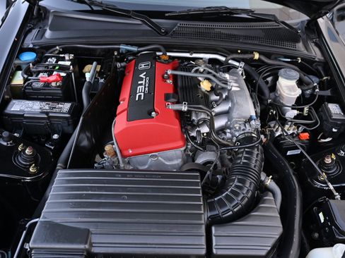 Used 2001 Honda S2000 image 46