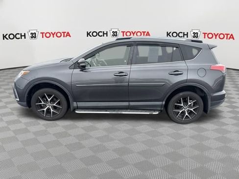 Used 2018 Toyota RAV4 SE w/ Advanced Technology Package image 4