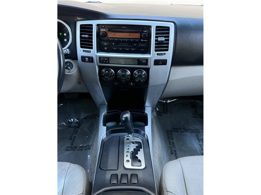 Used 2005 Toyota 4Runner SR5 RWD image 9
