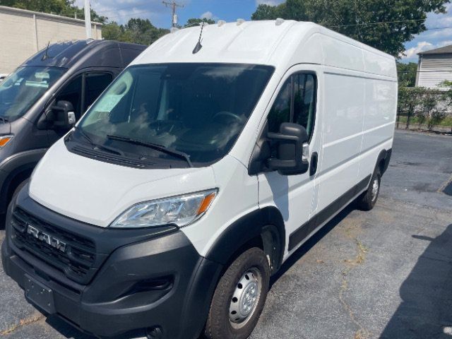 Used 2023 RAM ProMaster 2500 FWD image 2