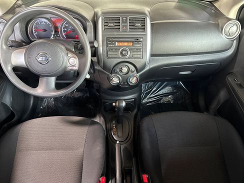 Used 2013 Nissan Versa SV image 25