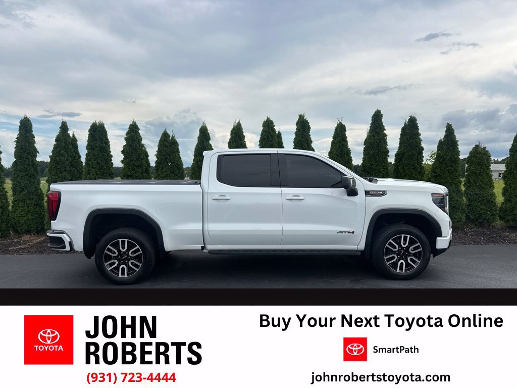 Used 2022 GMC Sierra 1500 AT4 w/ AT4 Premium Package AWD/4WD image 1