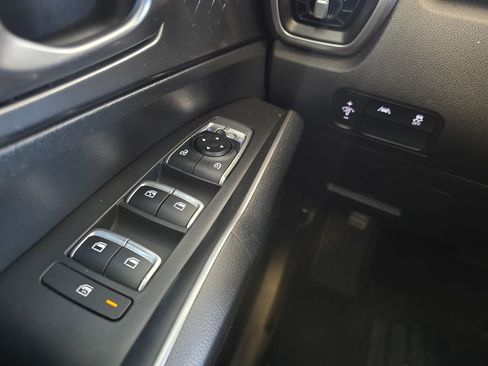 Used 2021 Kia Sorento LX FWD image 38
