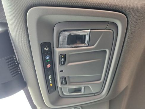 Used 2024 Chevrolet Silverado 1500 Custom Trail Boss AWD/4WD image 27