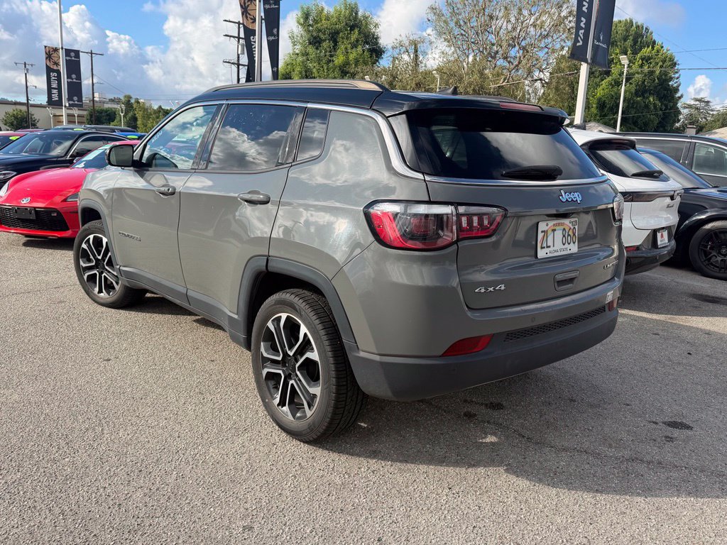Used 2024 Jeep Compass Limited AWD/4WD image 2
