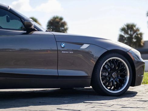 Used 2011 BMW Z4 sDrive30i RWD image 28