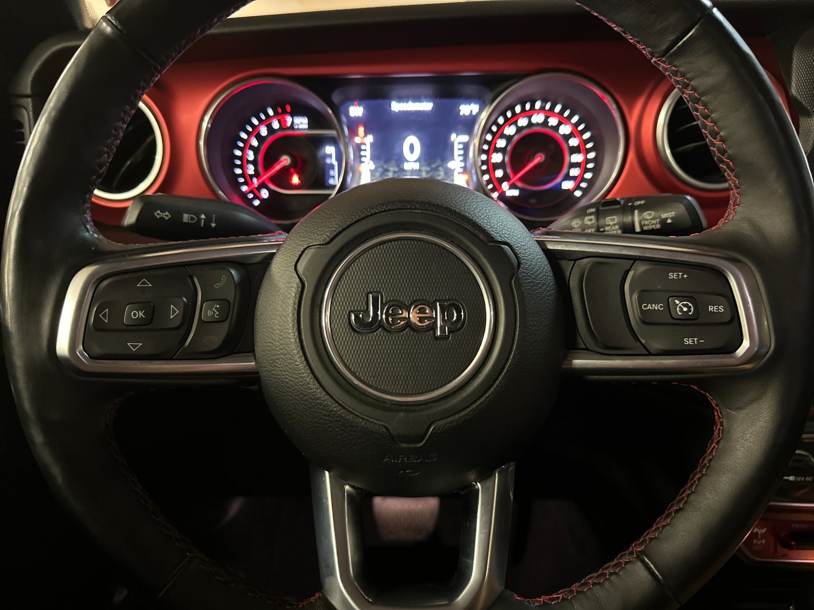 Used 2018 Jeep Wrangler Unlimited Rubicon AWD/4WD image 22