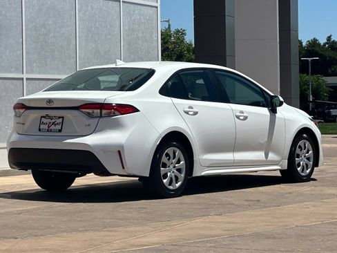 Certified 2024 Toyota Corolla LE FWD image 4