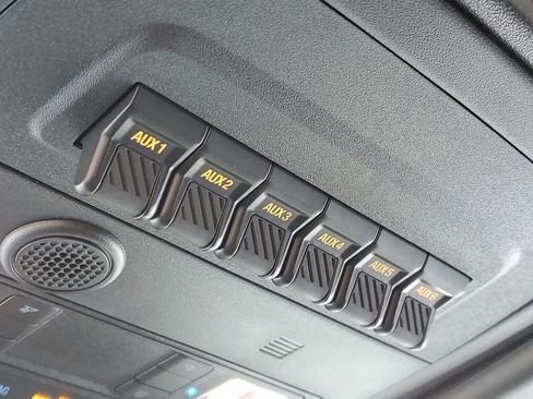 New 2025 Ford Bronco Big Bend w/ Black Diamond Package image 26