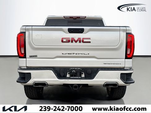 Used 2022 GMC Sierra 1500 Denali w/ Technology Package image 4