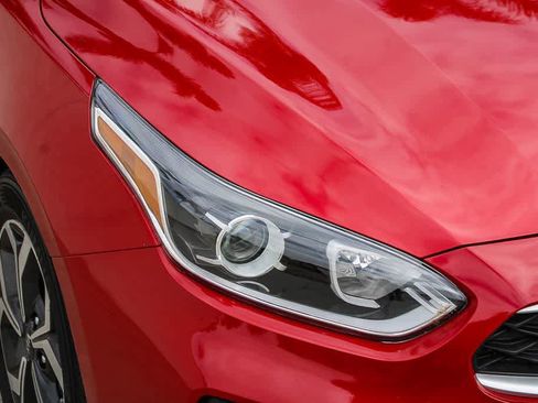 Used 2019 Kia Forte LXS FWD image 4