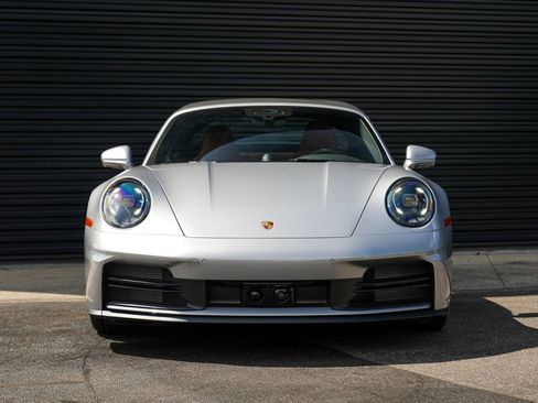 Certified 2026 Porsche 911 Targa 4S AWD/4WD image 6