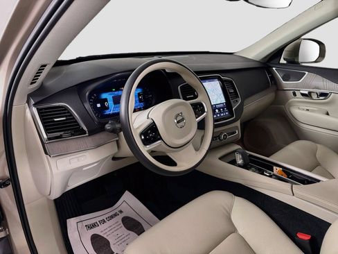 Certified 2024 Volvo XC90 T8 Plus w/ Protection Package Premier AWD/4WD image 10