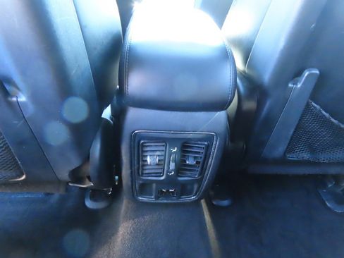 Used 2015 Jeep Grand Cherokee Altitude image 21