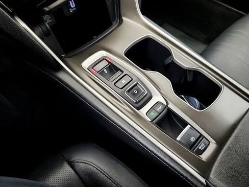 Used 2019 Honda Accord Touring image 17