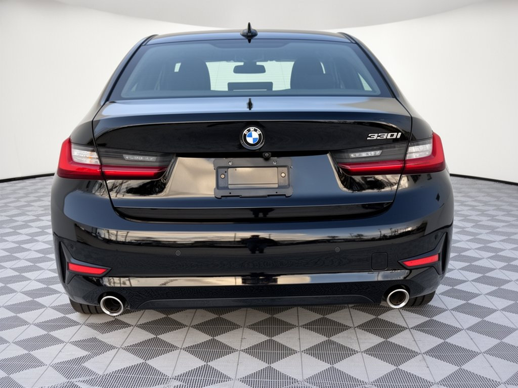 Used 2021 BMW 330i Sedan w/ Convenience Package RWD image 11