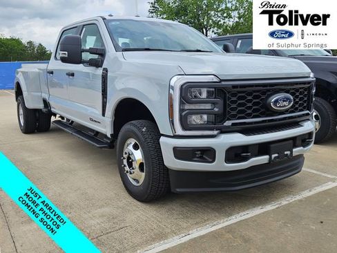 New 2026 Ford F350 XL w/ STX Appearance Package AWD/4WD image 1