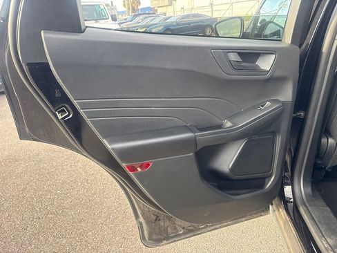 Used 2025 Ford Escape Active FWD image 12