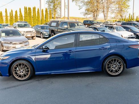 Used 2023 Toyota Camry SE AWD/4WD image 8