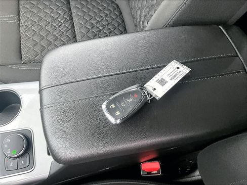 Used 2022 Chevrolet Blazer LT image 31