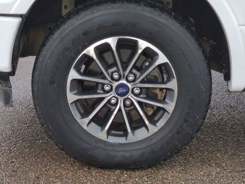 Used 2018 Ford F150 XLT w/ Equipment Group 302A Luxury image 14