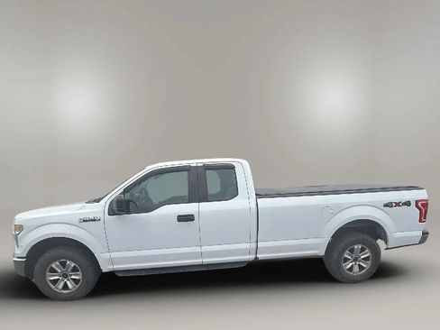 Used 2016 Ford F150 XL w/ Equipment Group 101A Mid AWD/4WD image 2