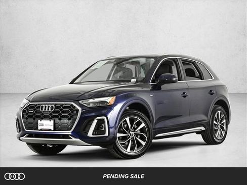 Used 2022 Audi Q5 2.0T Premium Plus w/ Premium Plus Package AWD/4WD image 1