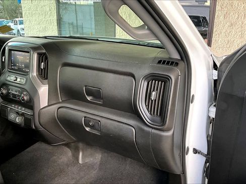 Used 2020 Chevrolet Silverado 1500 Custom w/ Custom Value Package image 18