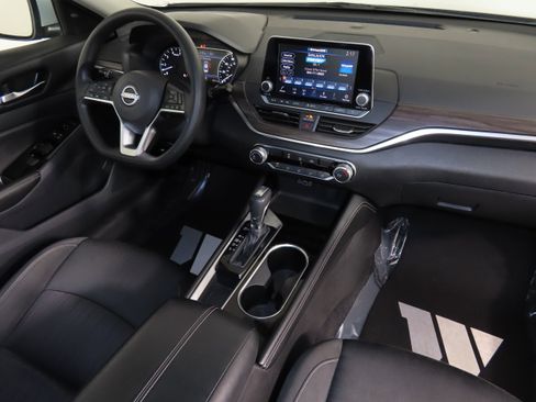 Certified 2023 Nissan Altima 2.5 SV image 37