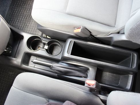 Used 2019 Nissan NV200 S image 6