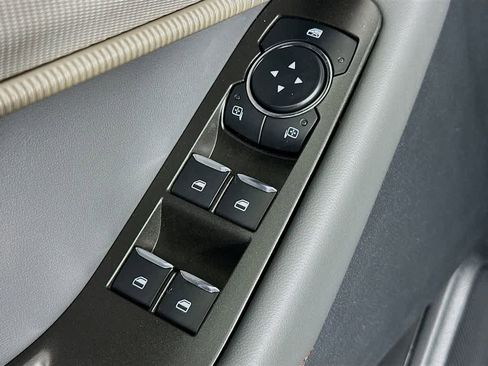 New 2026 Ford Explorer Active w/ Active Comfort Package RWD image 29