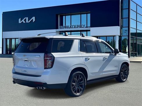 Used 2023 Chevrolet Tahoe High Country image 12