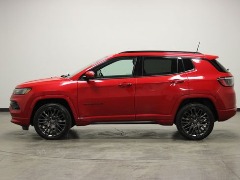 Used 2022 Jeep Compass Limited image 5