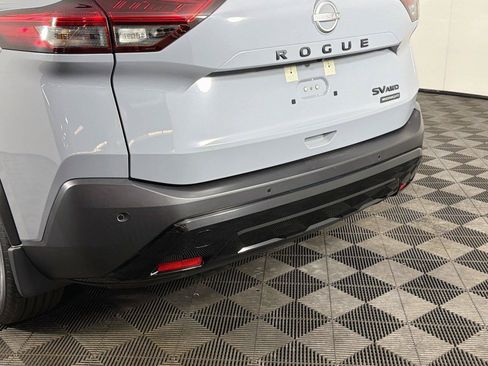 Used 2023 Nissan Rogue SV AWD/4WD image 38