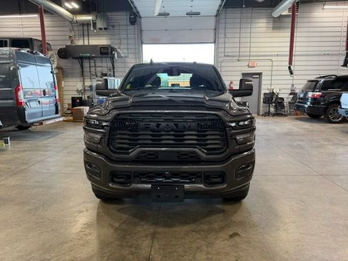 Used 2025 RAM 2500 Big Horn AWD/4WD image 4