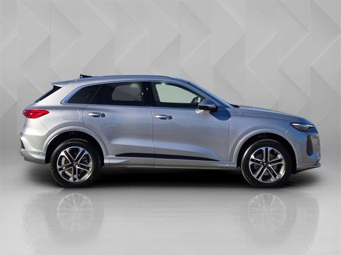 New 2025 Audi Q5 2.0T Premium Plus image 7