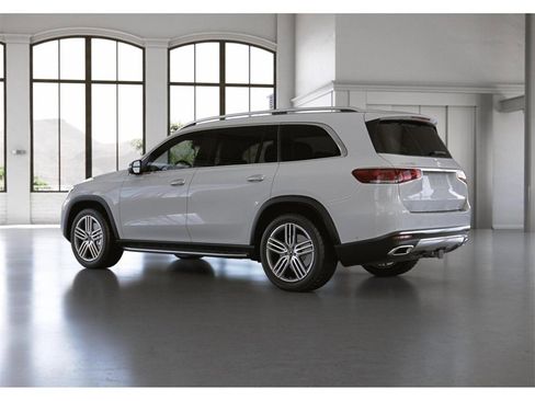 Certified 2022 Mercedes-Benz GLS 450 4MATIC image 31