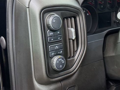 Used 2020 Chevrolet Silverado 1500 Custom Trail Boss w/ Custom Convenience Package image 10