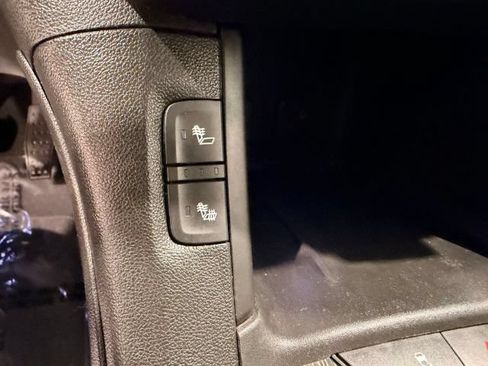 Used 2017 GMC Acadia SLT AWD/4WD image 43