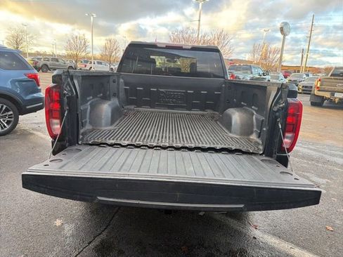 Used 2021 GMC Sierra 1500 Elevation image 12