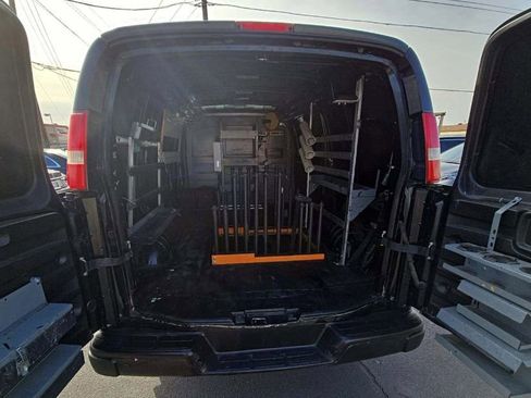 Used 2018 Chevrolet Express 2500 w/ Driver Convenience Package image 12