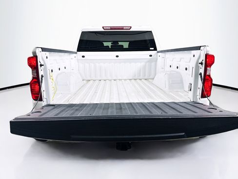 Used 2023 Chevrolet Silverado 1500 LT image 27