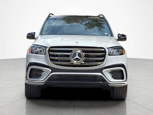 New 2026 Mercedes-Benz GLS 580 4MATIC image 8