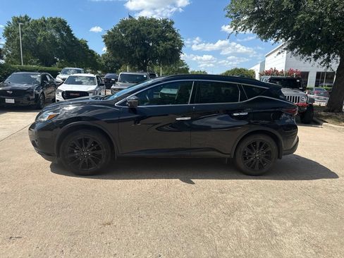 Used 2023 Nissan Murano SV w/ SV Midnight Edition Package FWD image 2