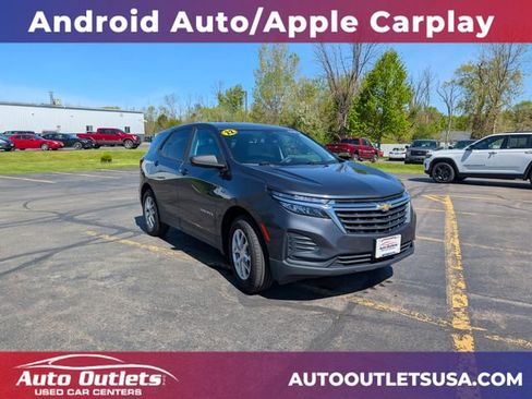 Used 2022 Chevrolet Equinox LS AWD/4WD image 1